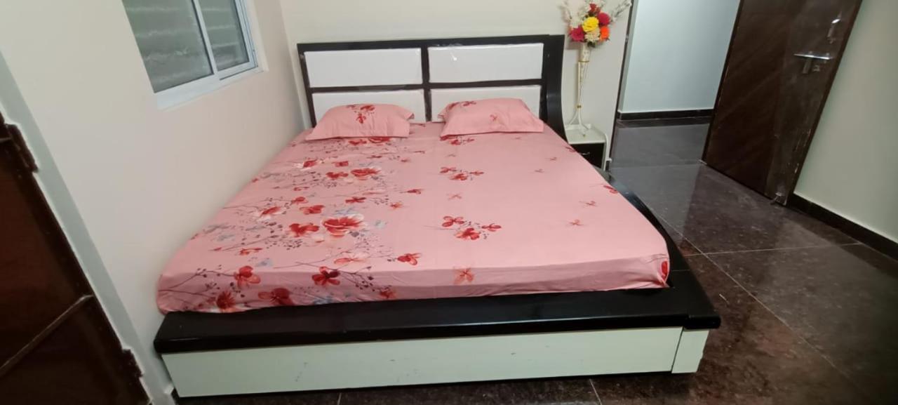 Ruqaiyah Manzil Hotel Hyderabad Luaran gambar